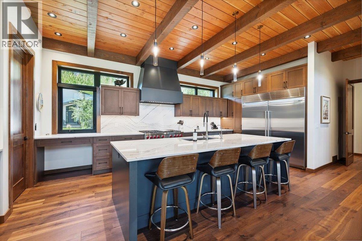 16 Morrissey Court, Fernie