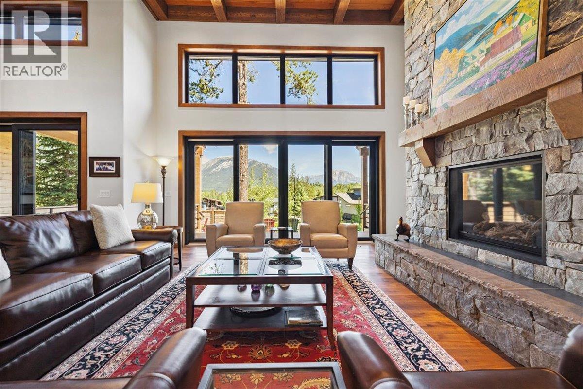 16 Morrissey Court, Fernie