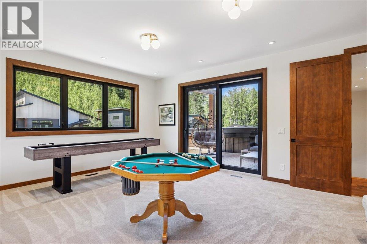 16 Morrissey Court, Fernie