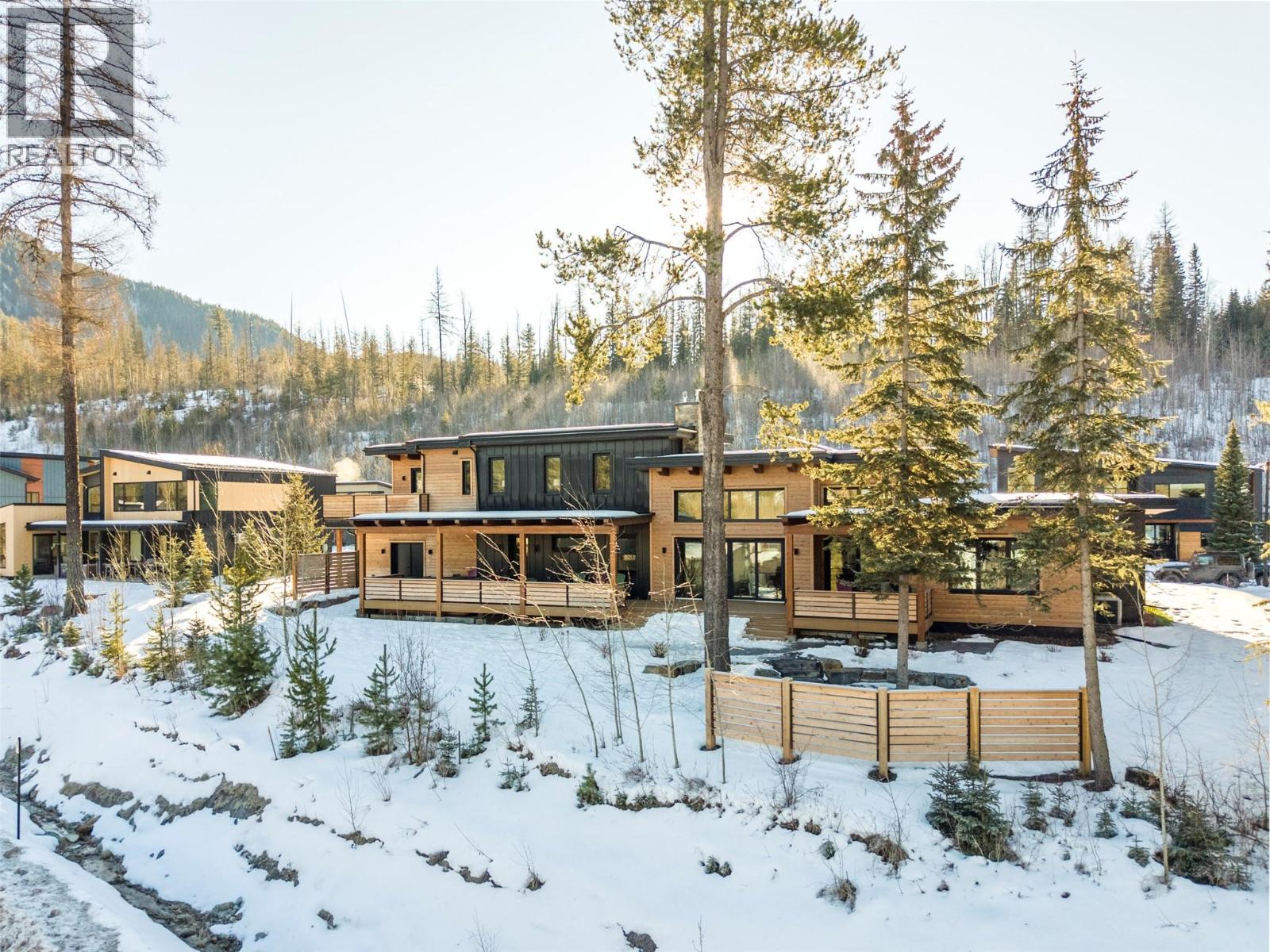 16 Morrissey Court, Fernie