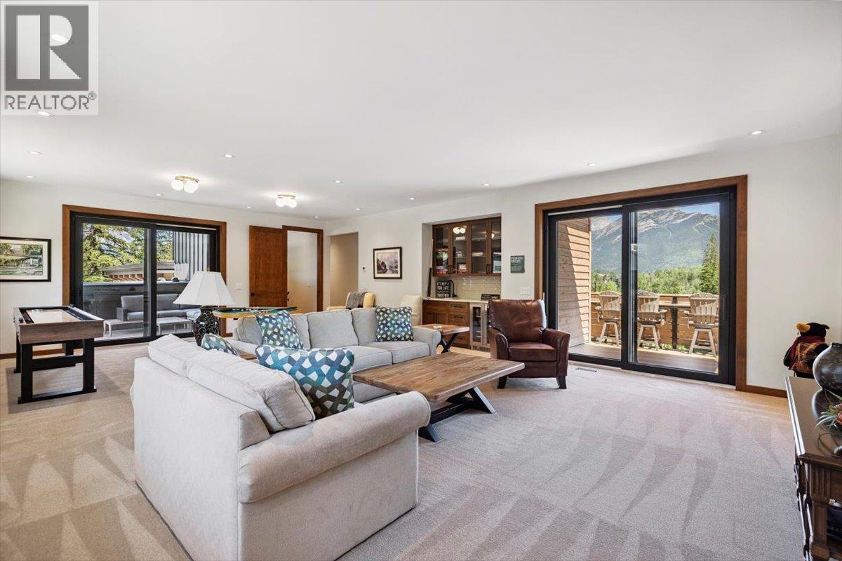 16 Morrissey Court, Fernie