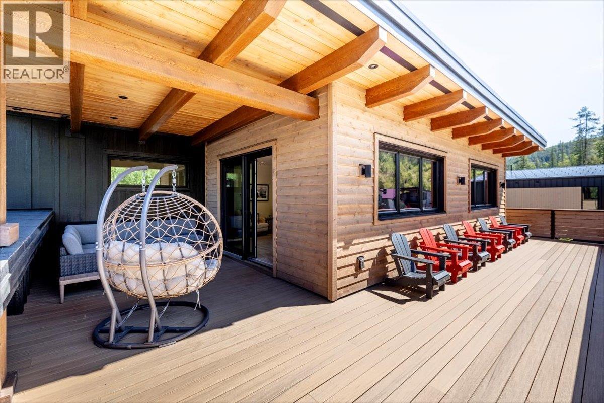 16 Morrissey Court, Fernie