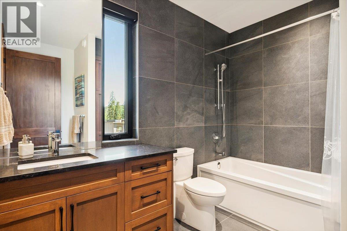 16 Morrissey Court, Fernie