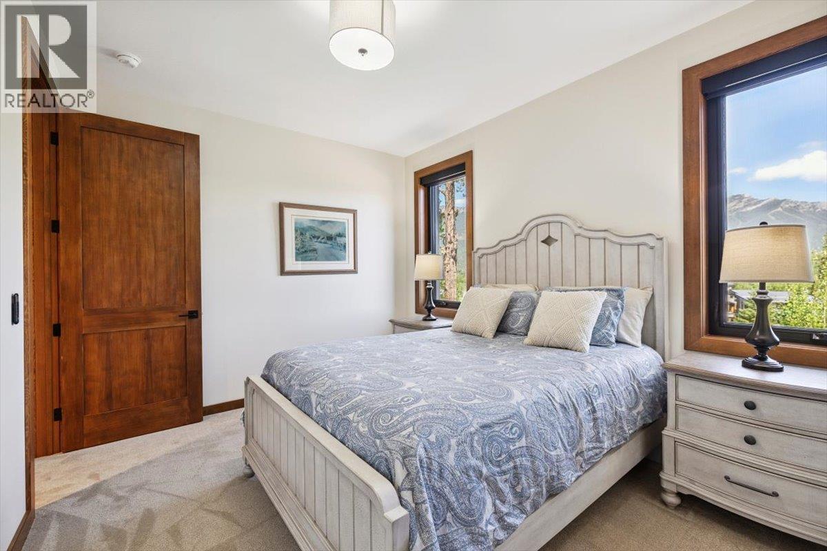 16 Morrissey Court, Fernie