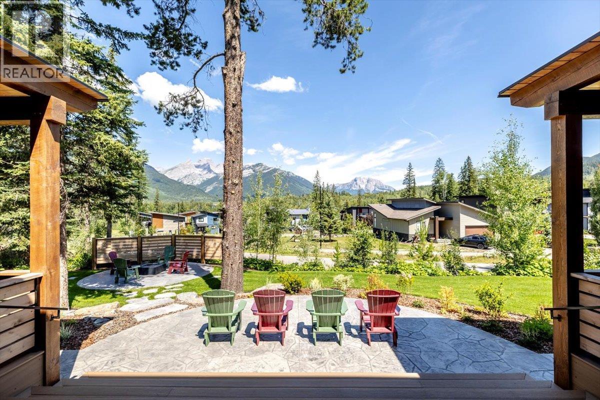 16 Morrissey Court, Fernie