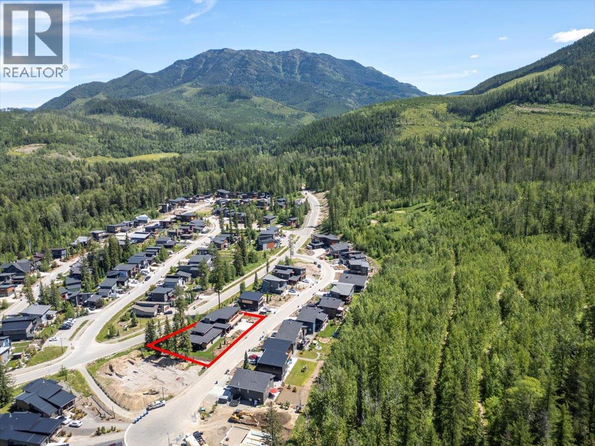 16 Morrissey Court, Fernie