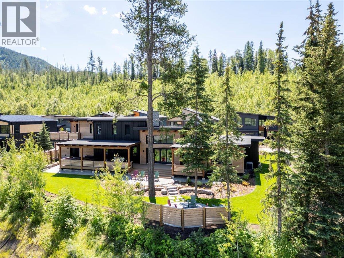 16 Morrissey Court, Fernie