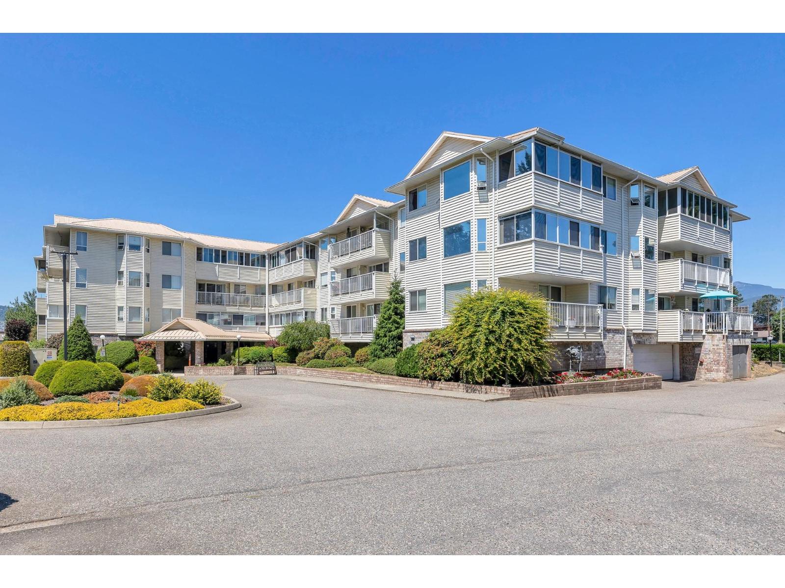 312 8725 ELM DRIVE, Chilliwack Proper South, Chilliwack