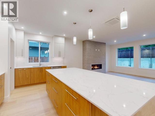 4164 BOWNESS AVE, Powell River