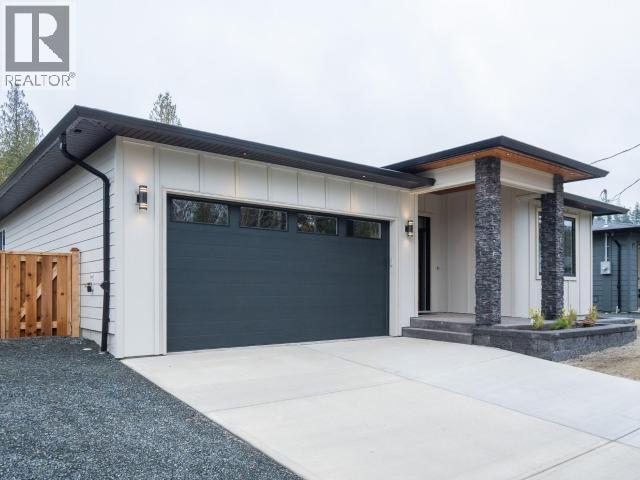 4164 BOWNESS AVE, Powell River