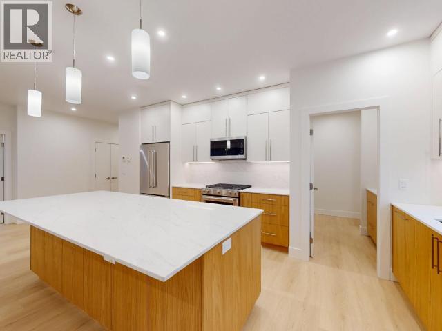 4164 BOWNESS AVE, Powell River