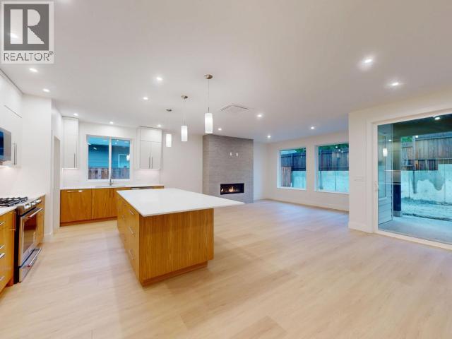 4164 BOWNESS AVE, Powell River