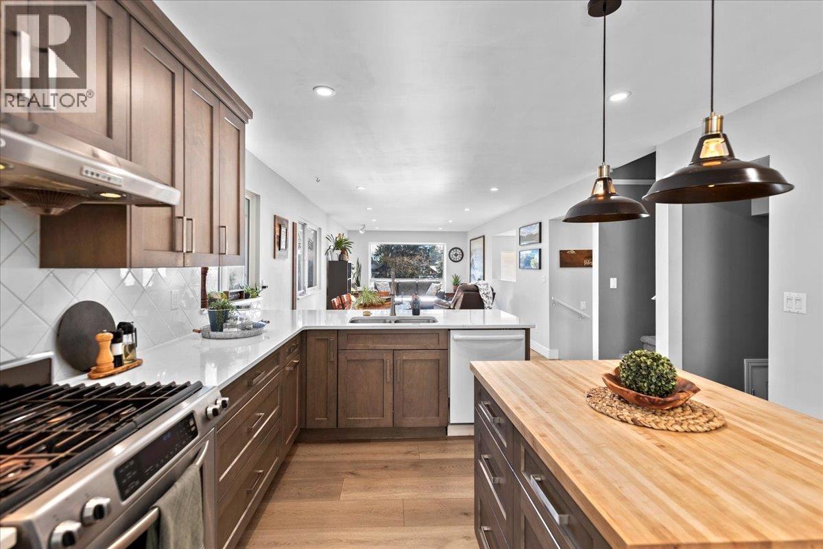 11751 DRIFTWOOD DRIVE, Maple Ridge