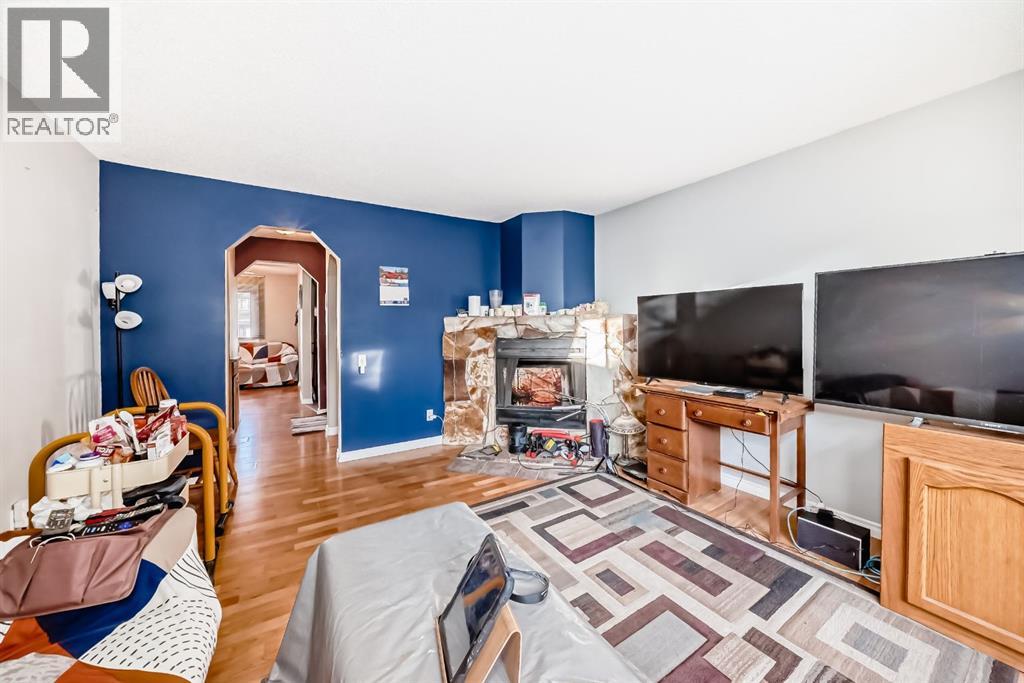 4523 47 Street, Innisfail