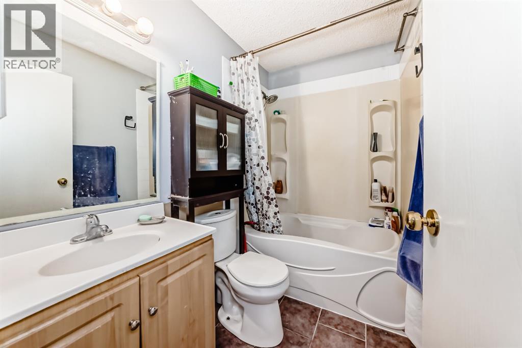 4523 47 Street, Innisfail