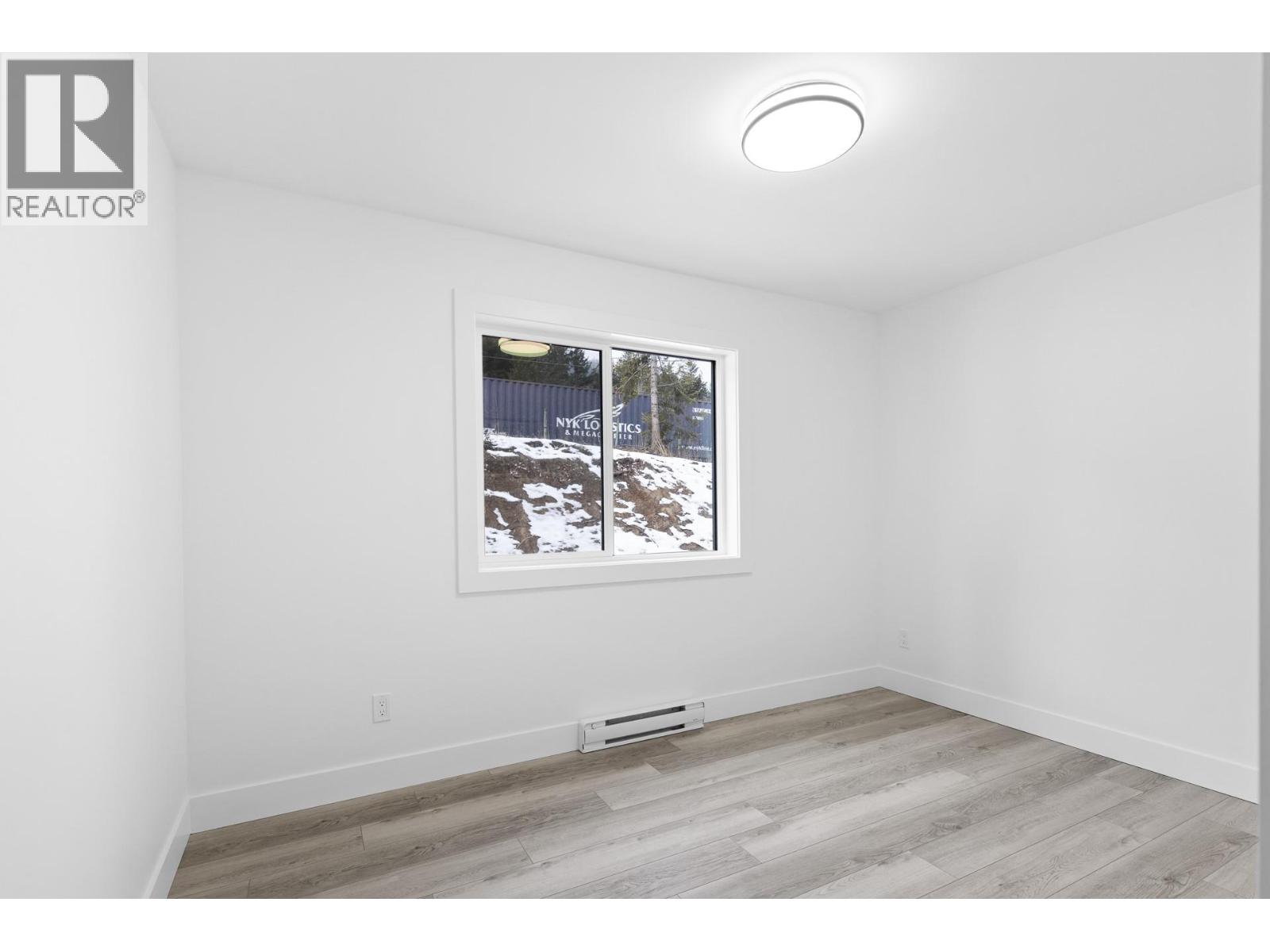 645 Grand Oro Road, Kaleden