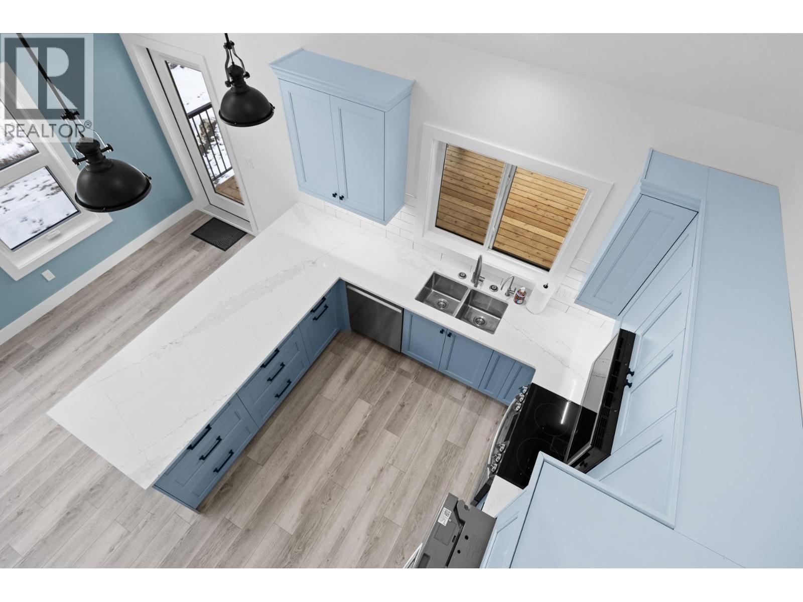 645 Grand Oro Road, Kaleden