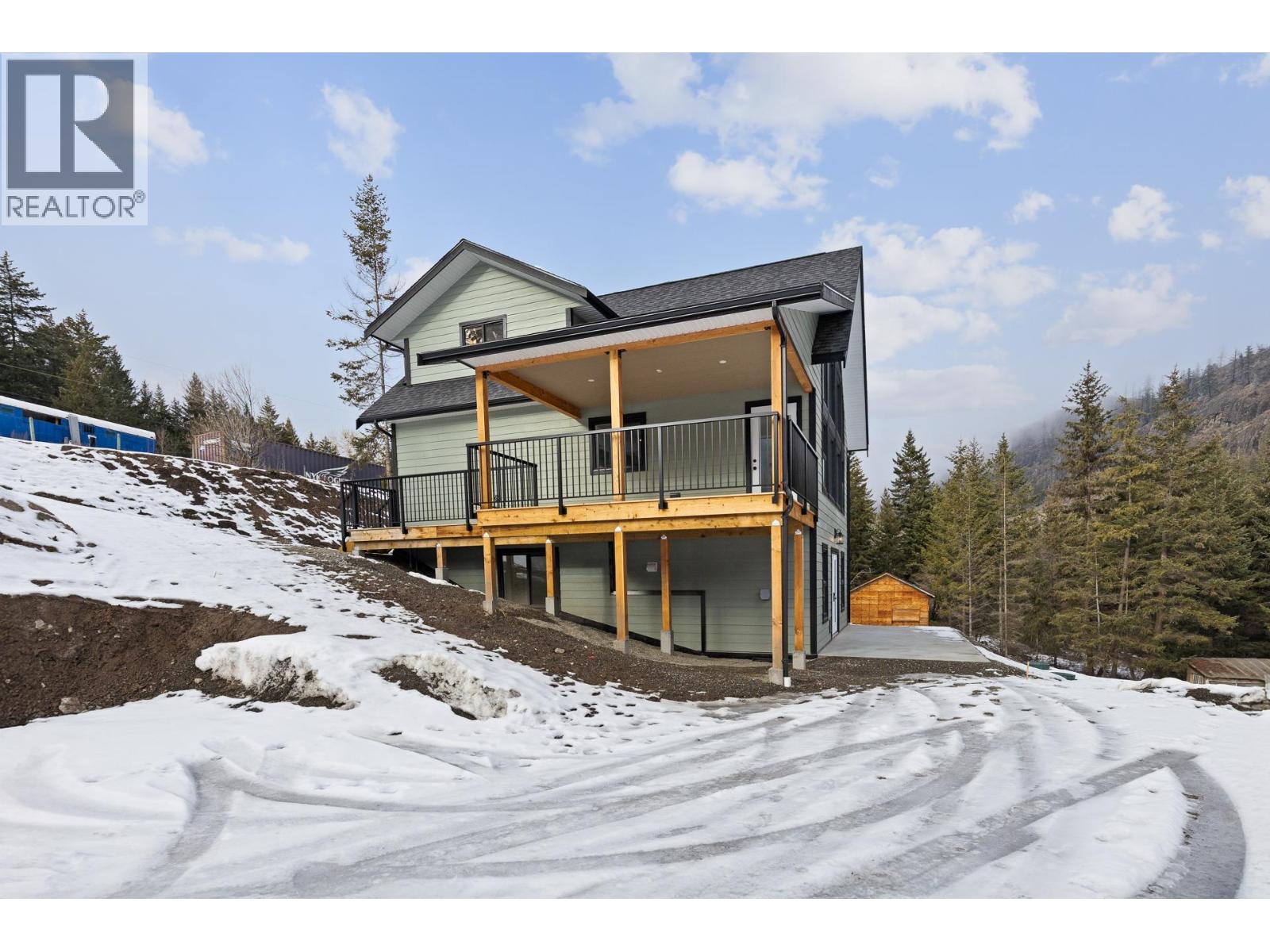 645 Grand Oro Road, Kaleden