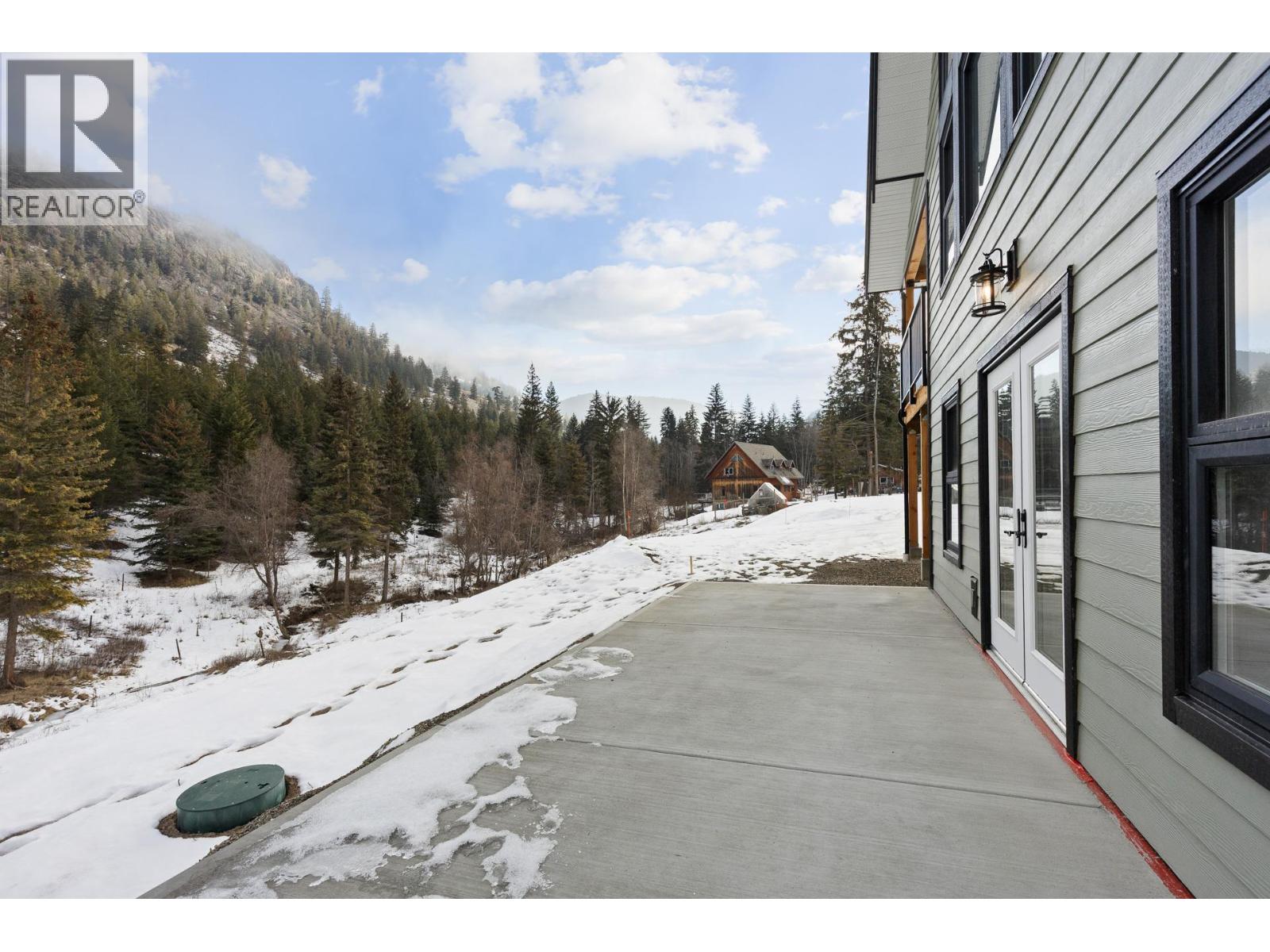 645 Grand Oro Road, Kaleden