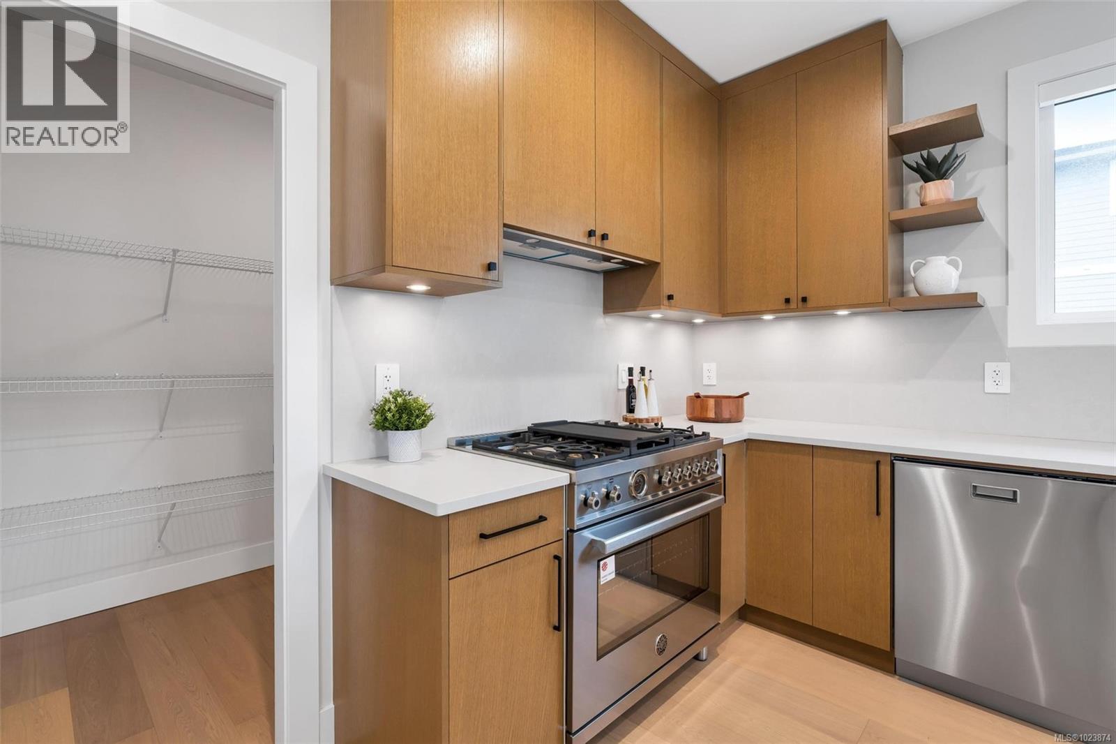 1406 Sandstone Lane, Langford