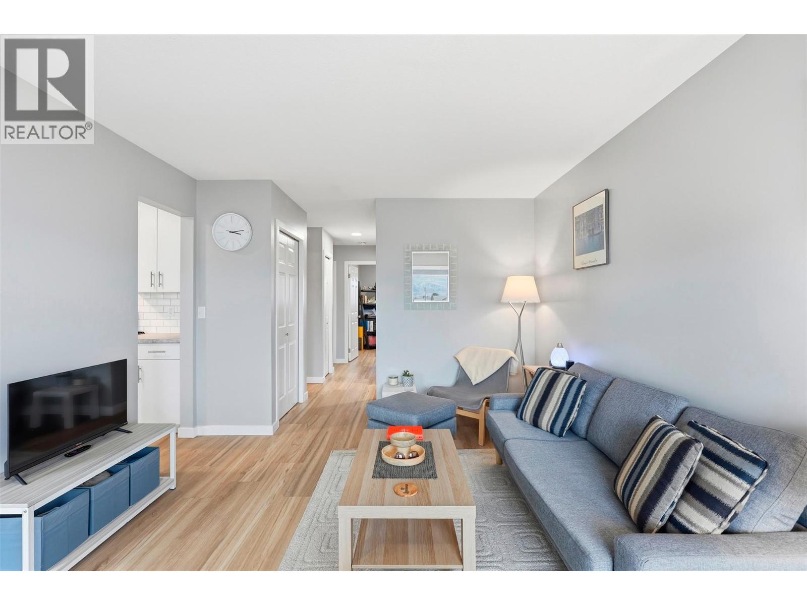 #7 1320 SELKIRK AVENUE - 7