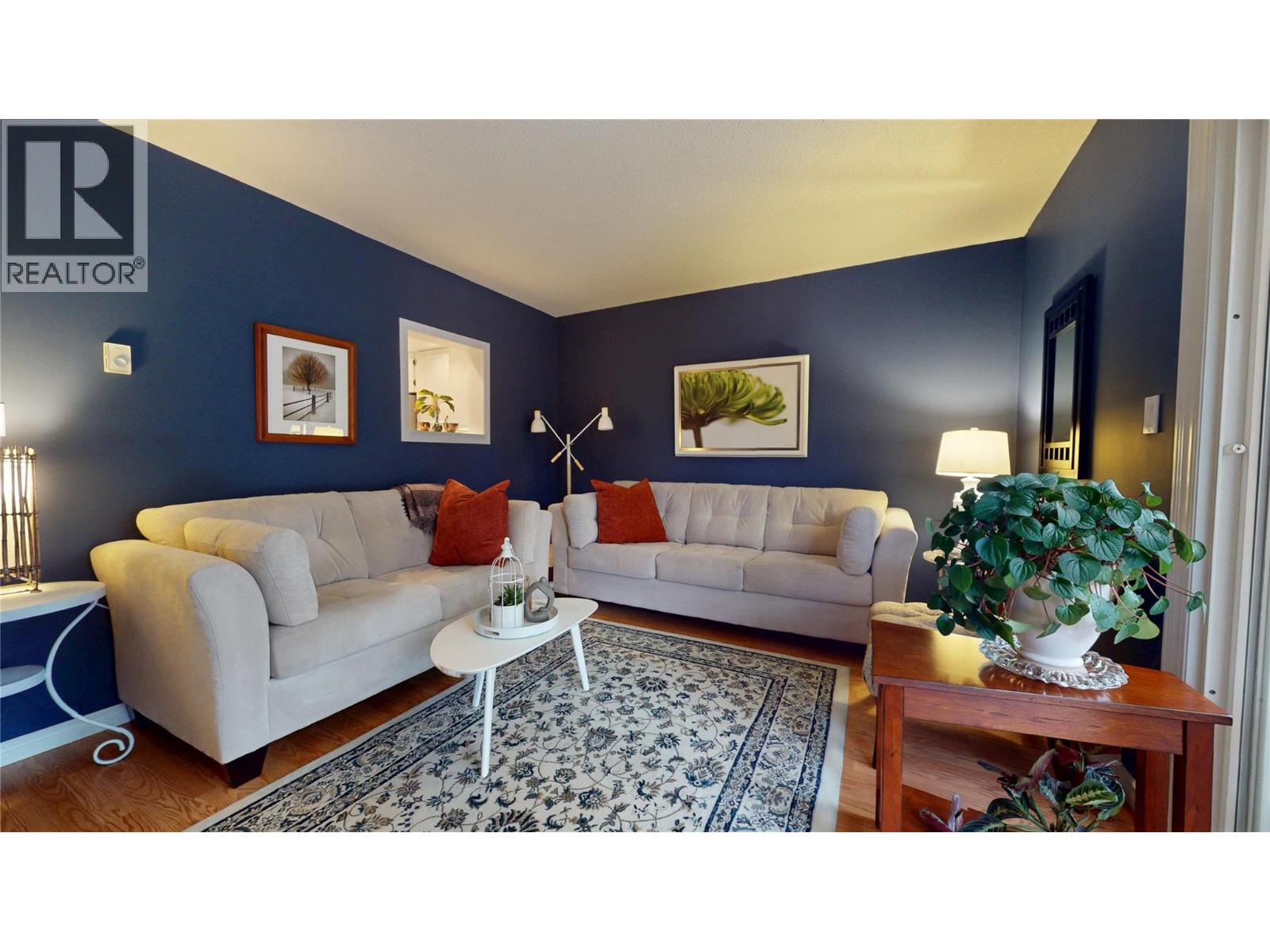 118 23rd Avenue S Unit# 2, Cranbrook