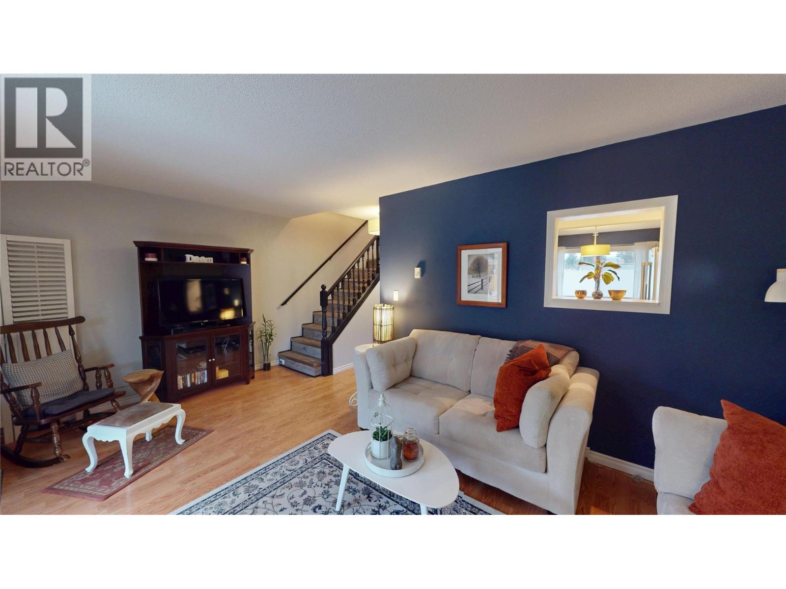 118 23rd Avenue S Unit# 2, Cranbrook