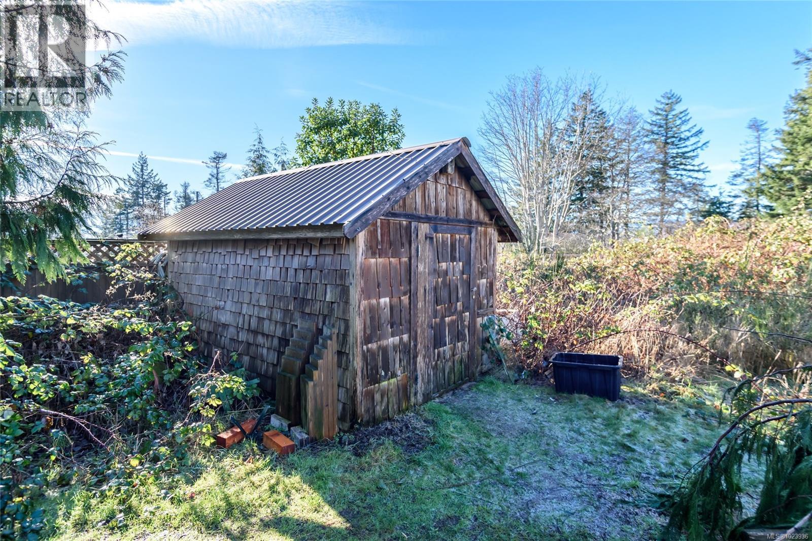 18 3216 Back Rd, Comox