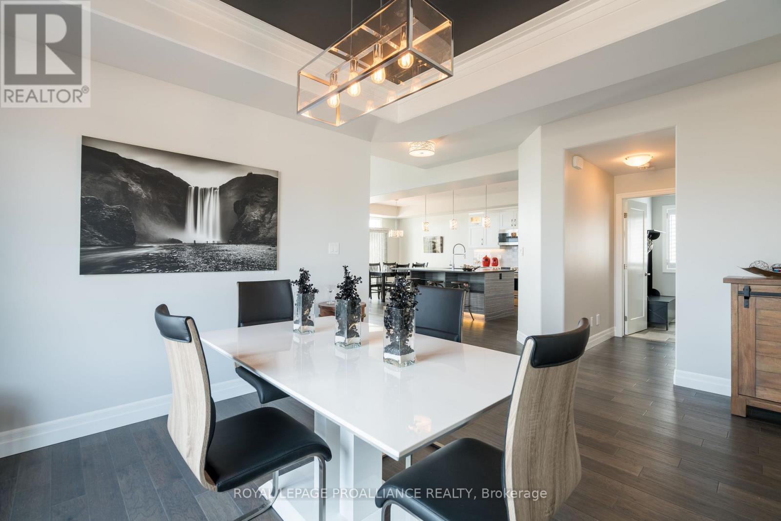 62 HAMPTON RIDGE DRIVE - 10