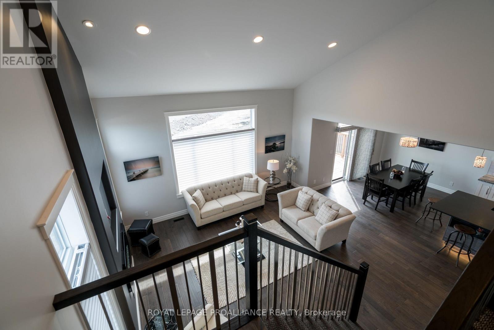 62 HAMPTON RIDGE DRIVE - 19