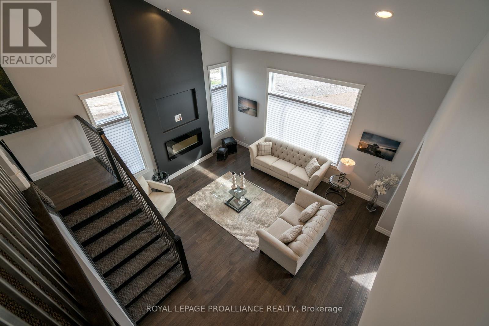 62 HAMPTON RIDGE DRIVE - 20