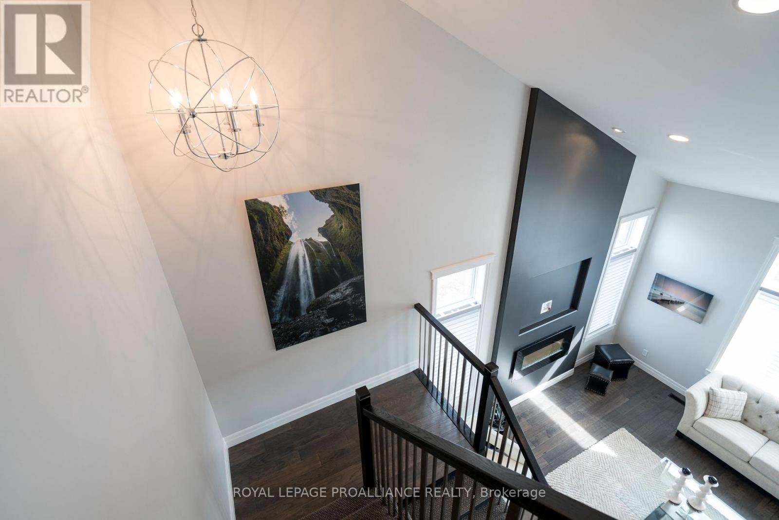 62 HAMPTON RIDGE DRIVE - 22