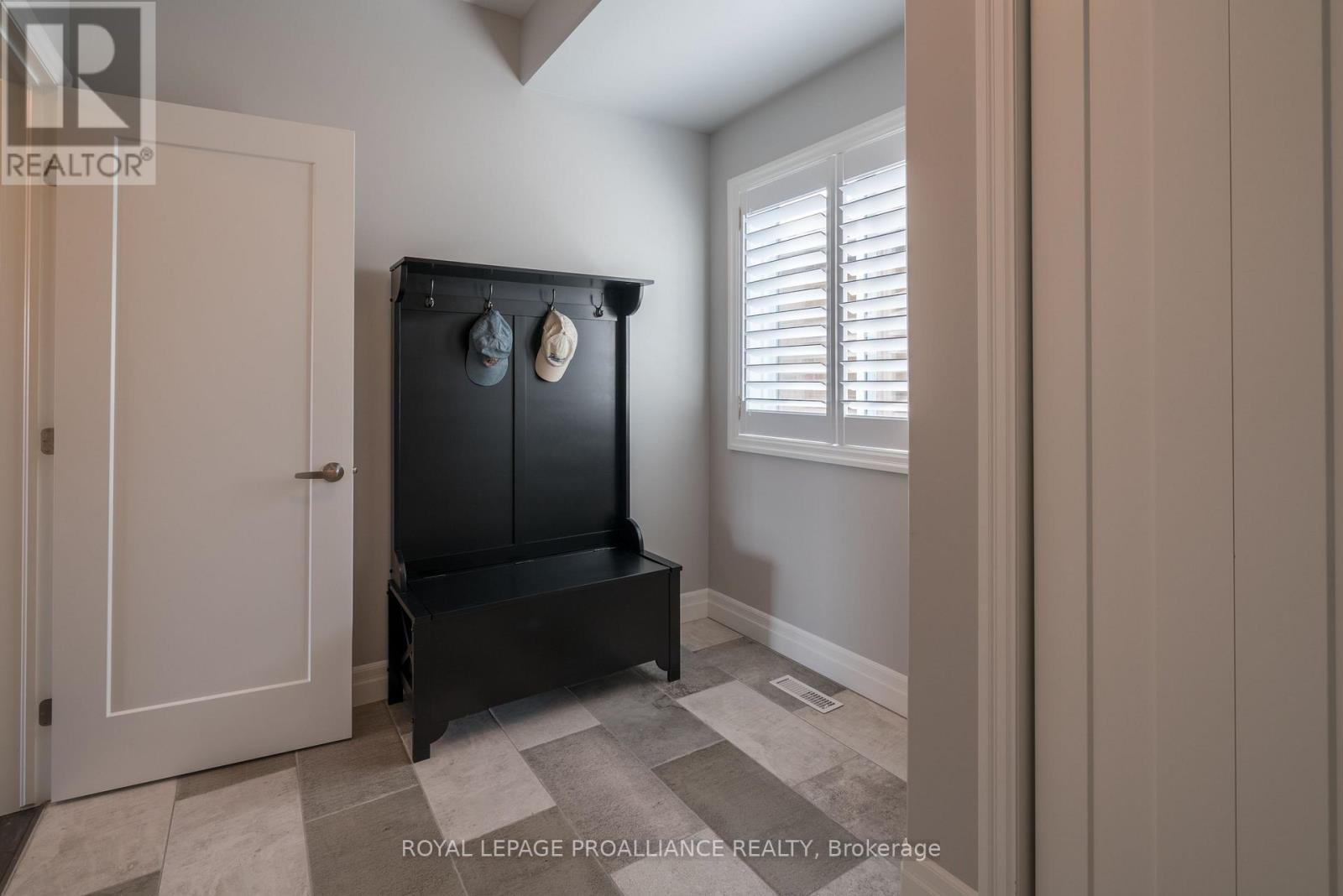 62 HAMPTON RIDGE DRIVE - 24