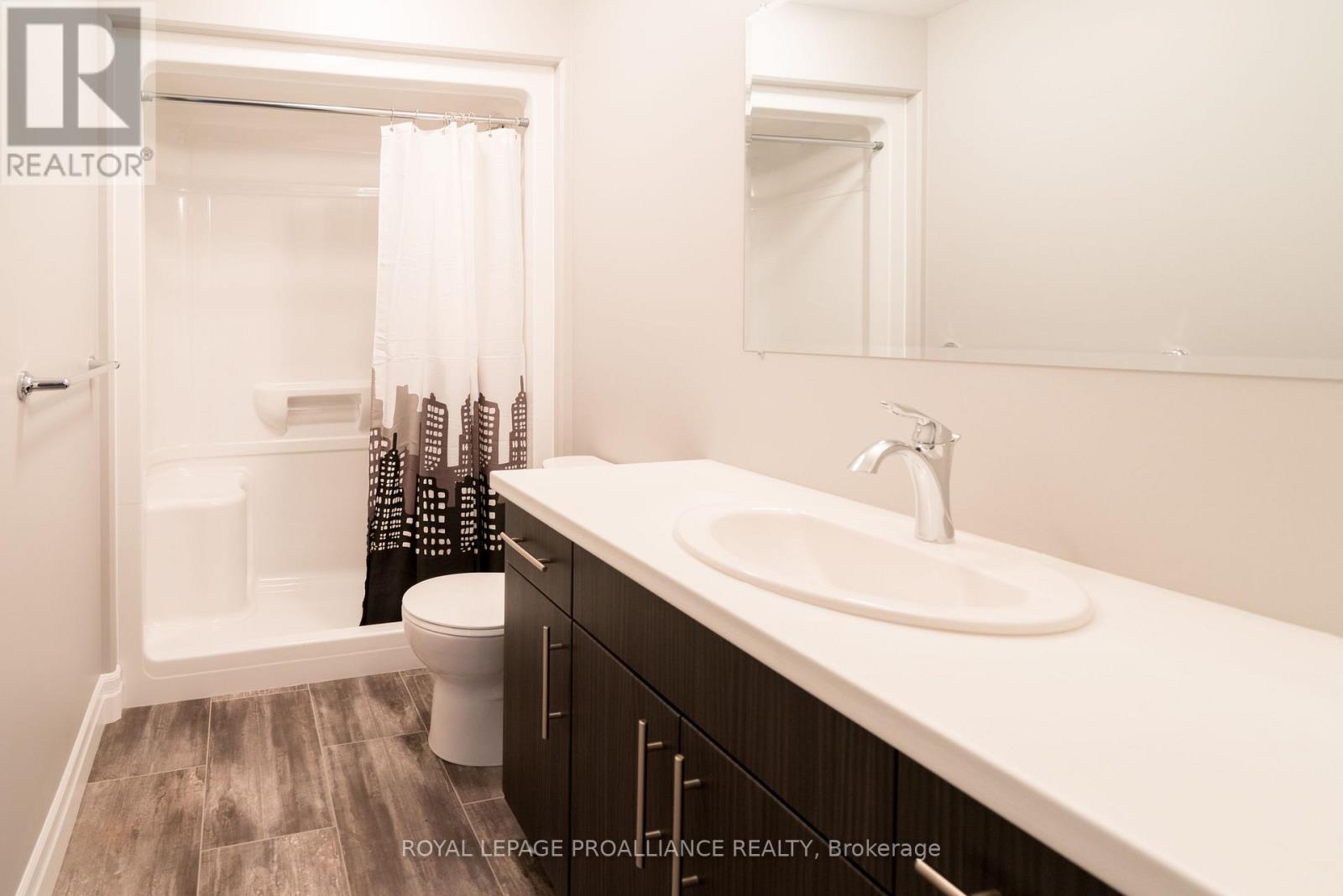 62 HAMPTON RIDGE DRIVE - 38