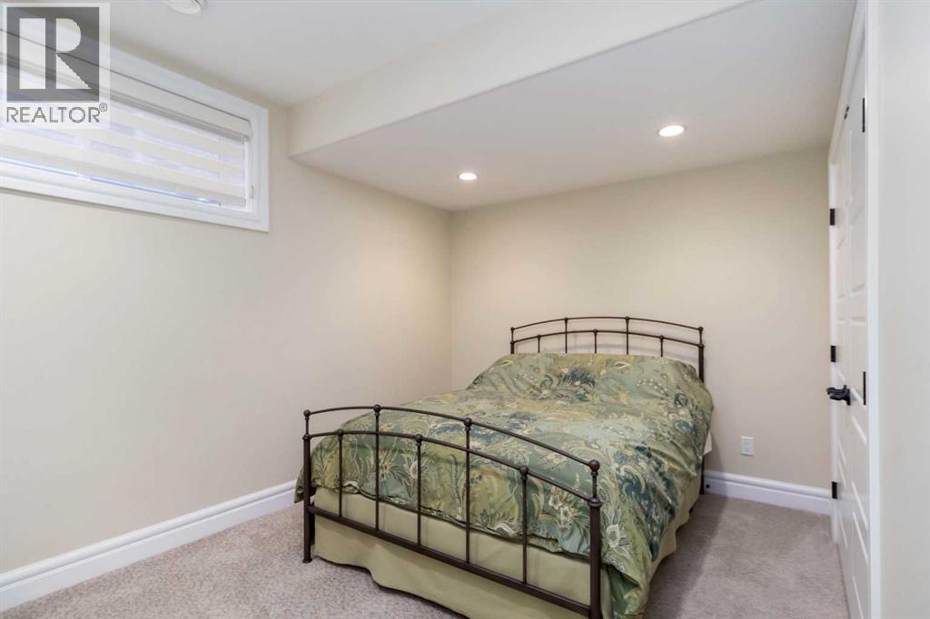 136 Dixon Road, Fort McMurray