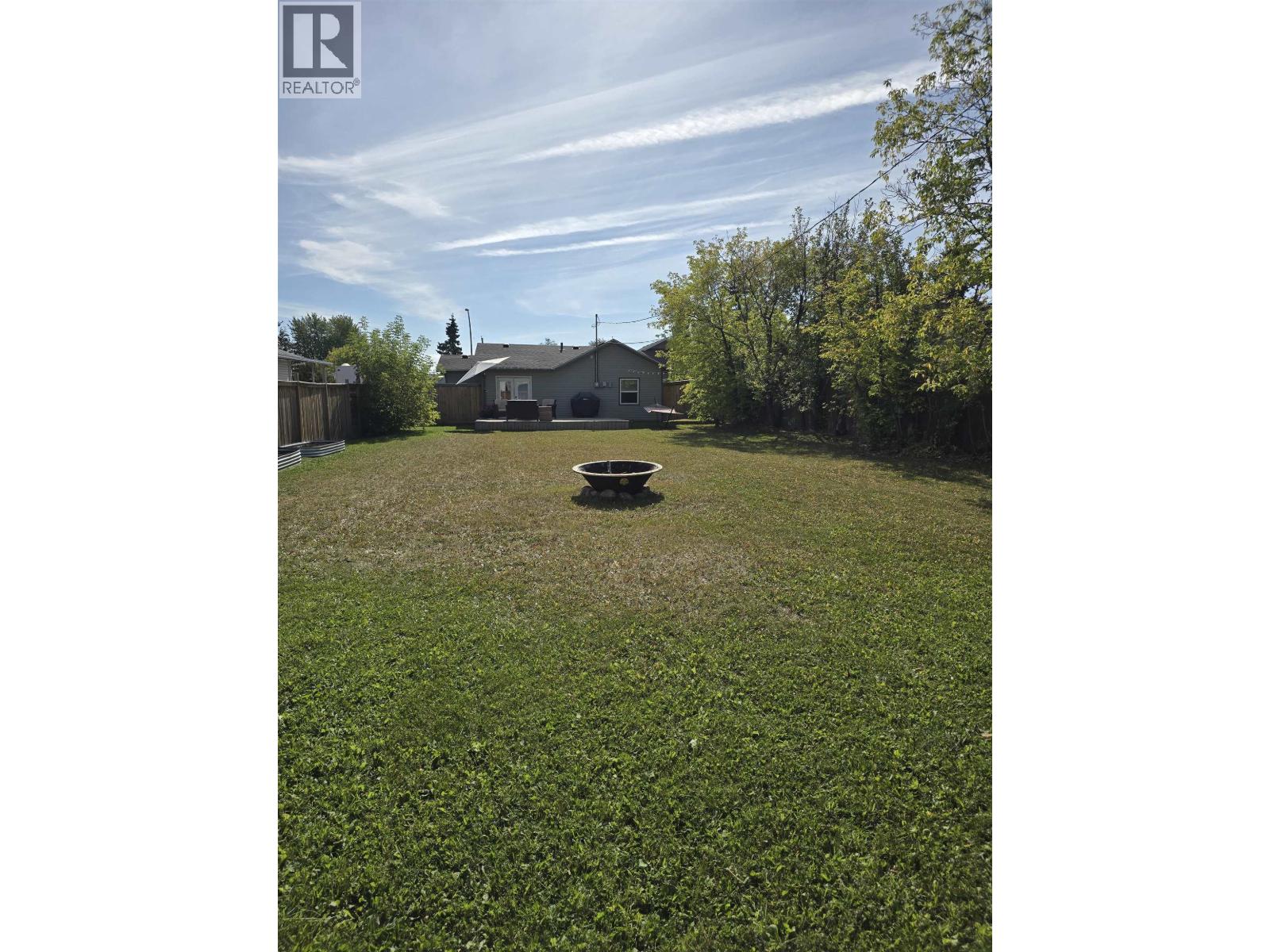8224 99 AVENUE, Fort St. John