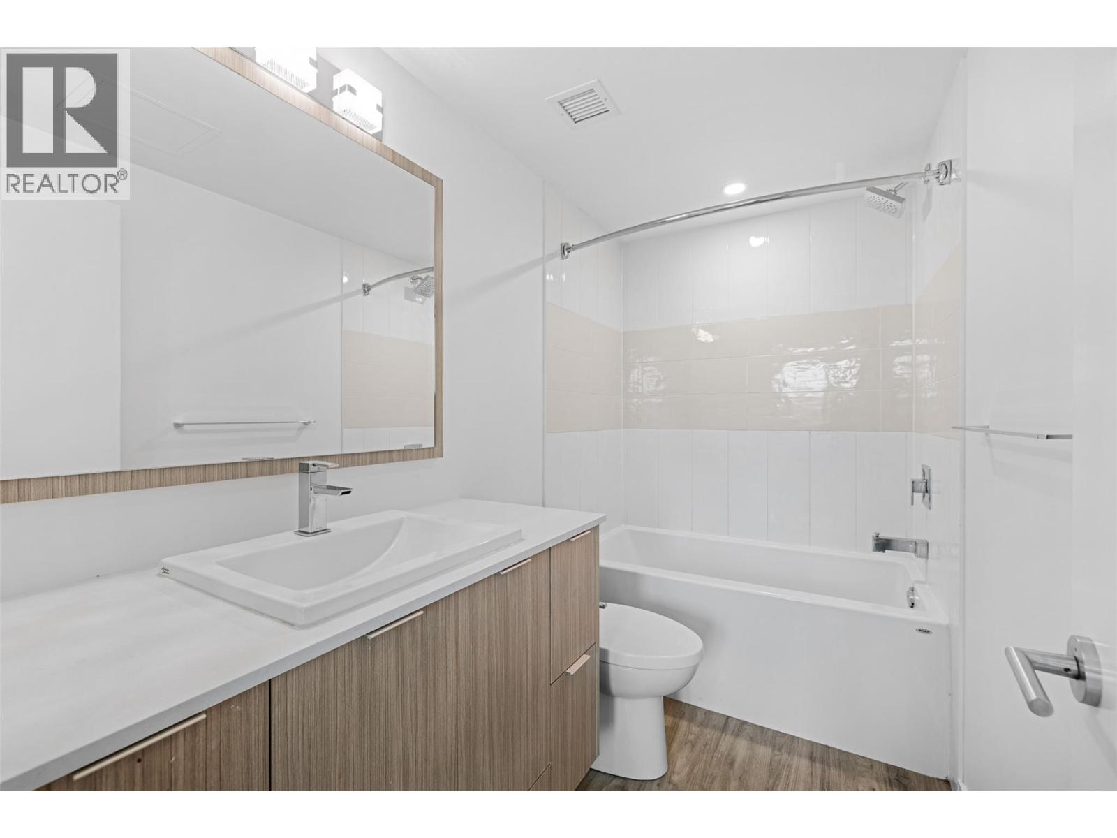 315 1800 Richter Street, Kelowna