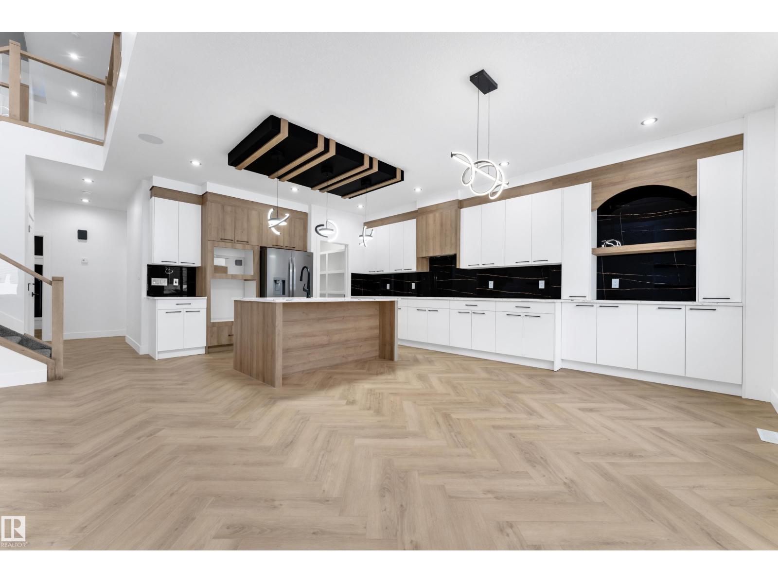 749 ASTORIA WY, Devon