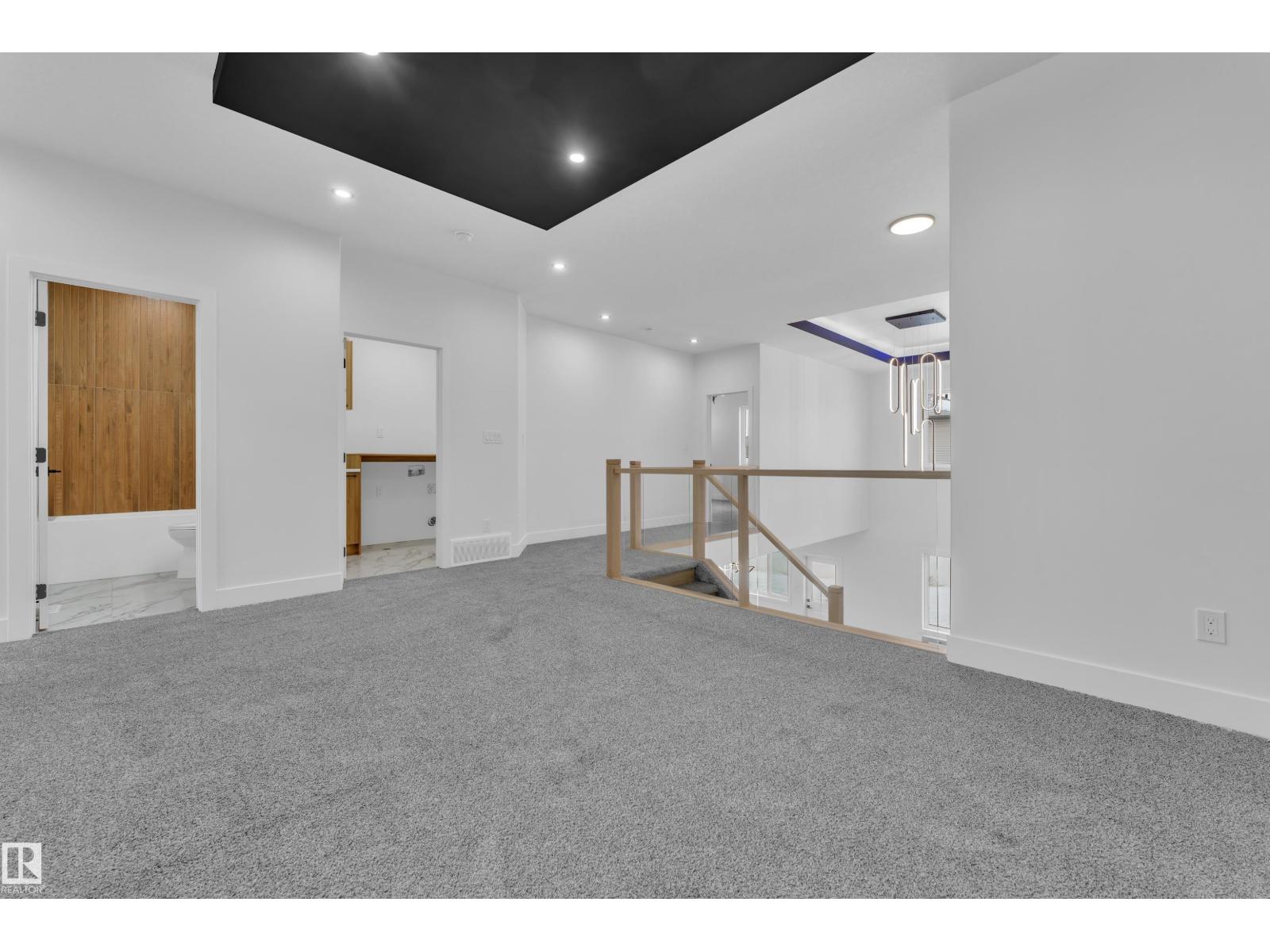 749 ASTORIA WY, Devon