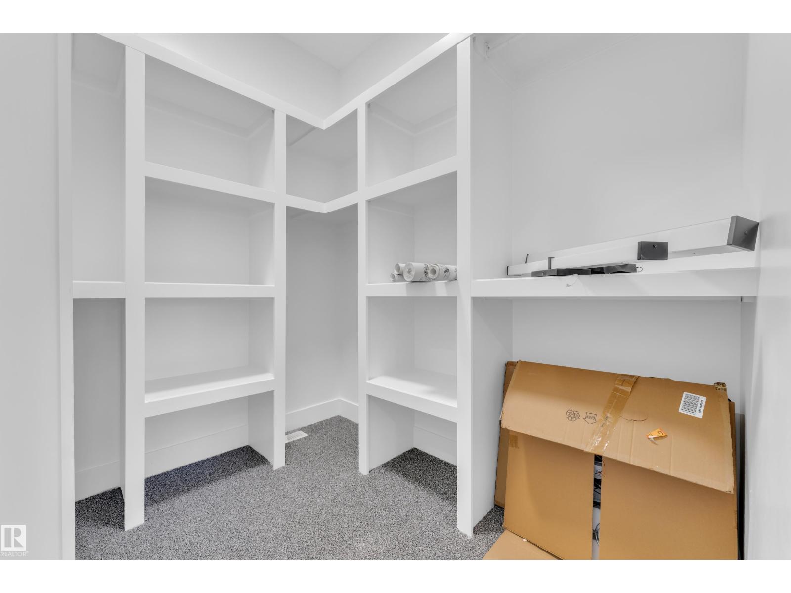 749 ASTORIA WY, Devon