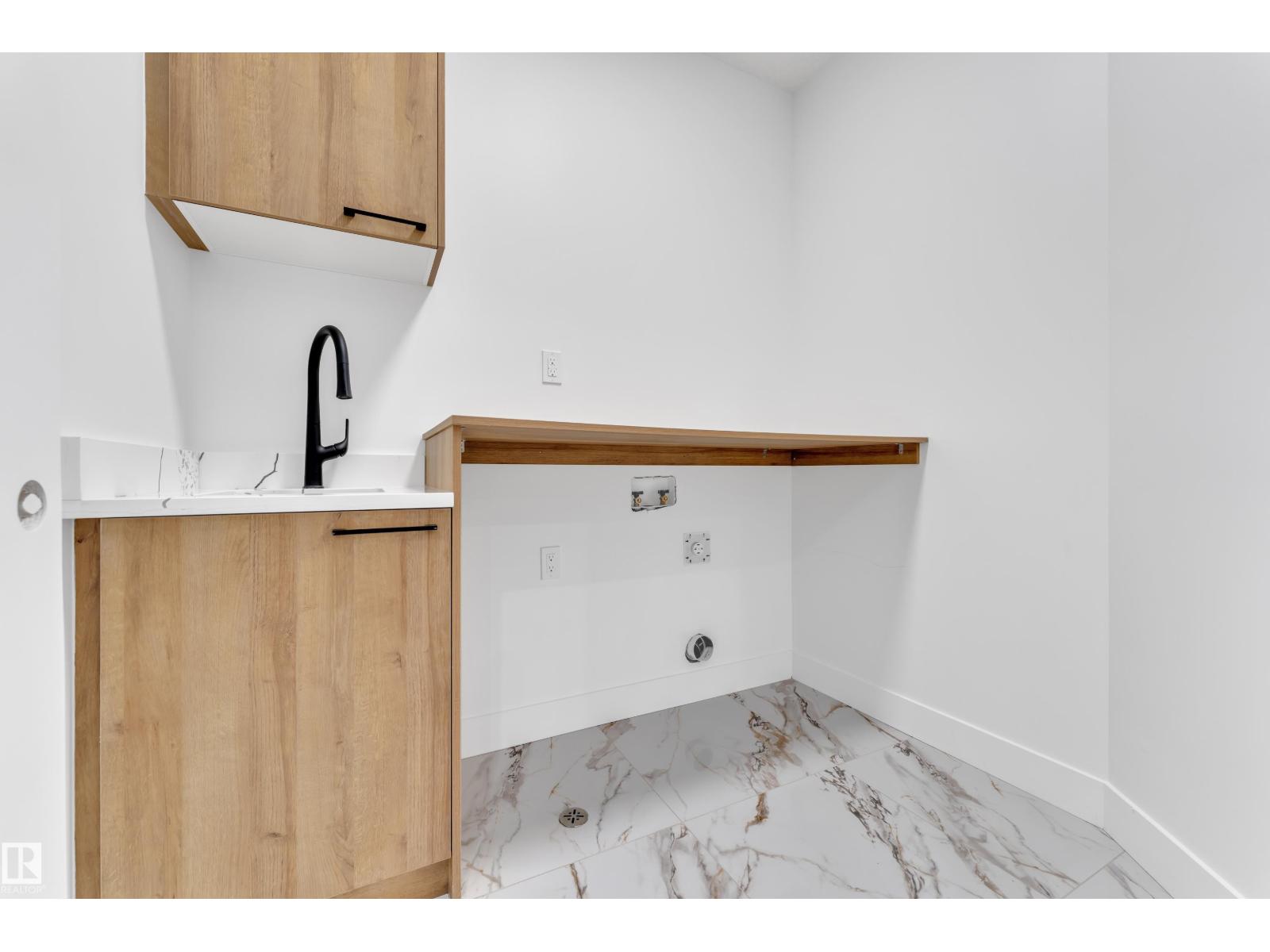 749 ASTORIA WY, Devon