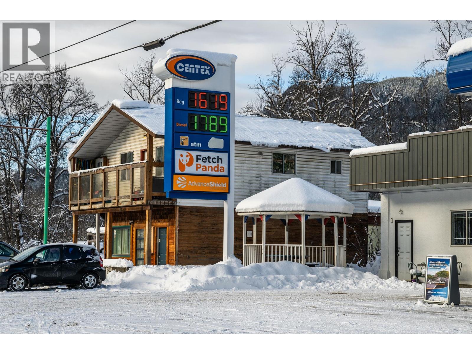  3643 Malakwa Road, Malakwa