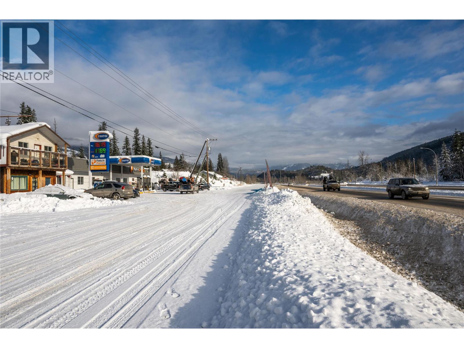  3643 Malakwa Road, Malakwa