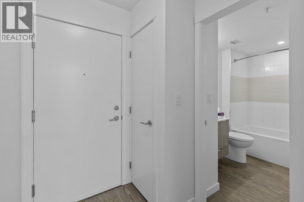 302 1770 Richter Street, Kelowna