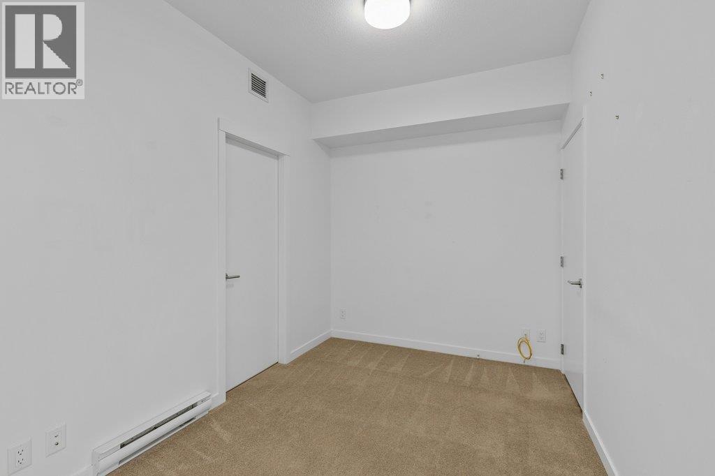 302 1770 Richter Street, Kelowna