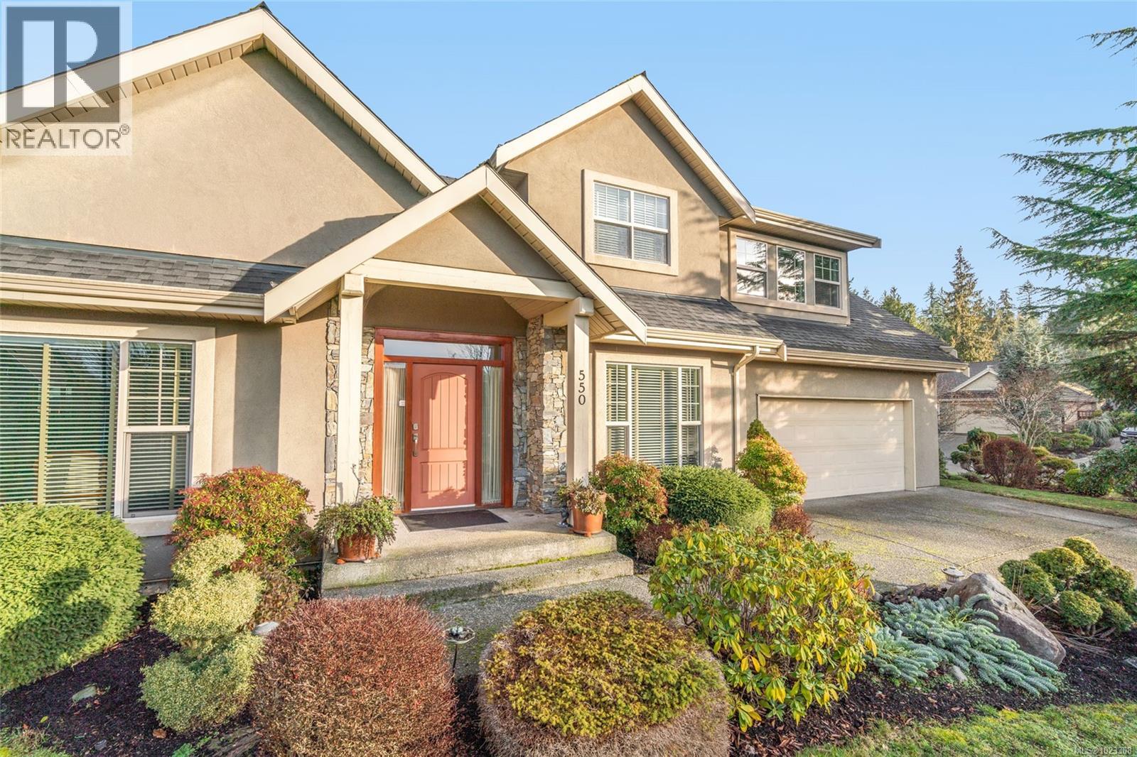 550 Falcon Crt, Parksville