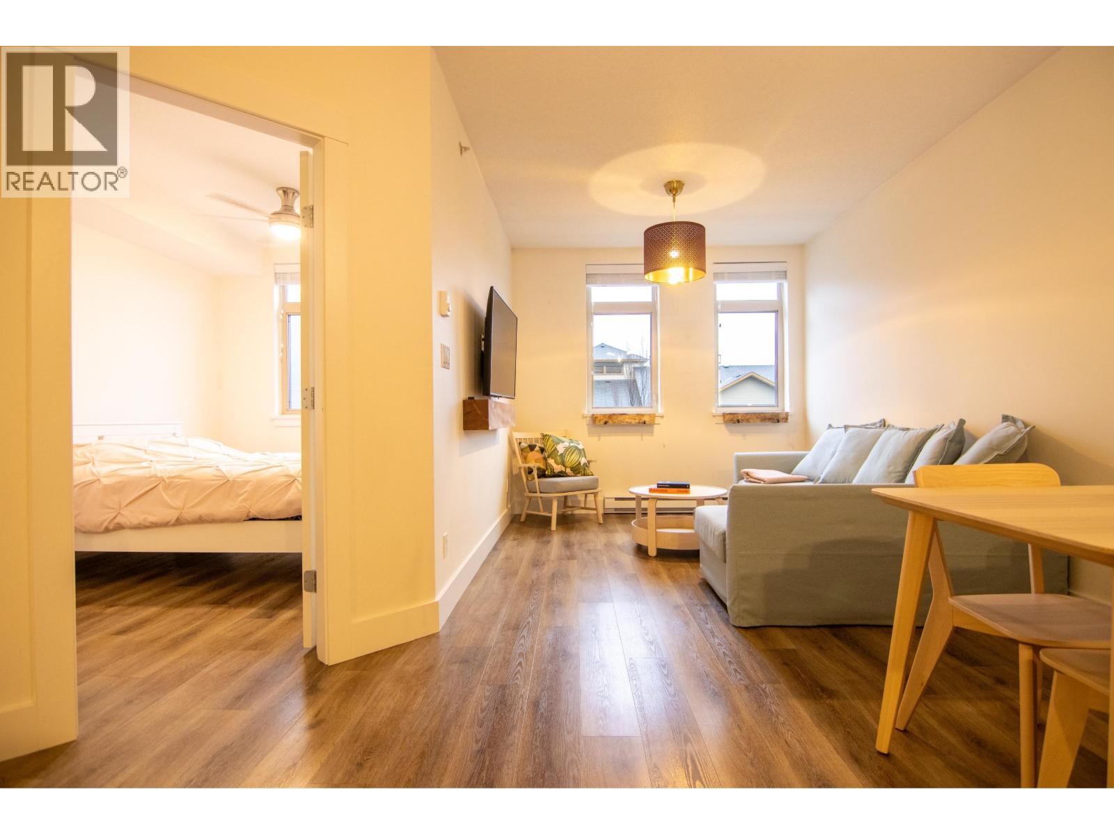 305 7330 ARBUTUS STREET, Pemberton