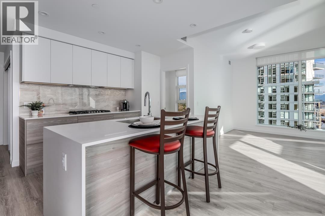 3907 680 QUAYSIDE DRIVE, New Westminster