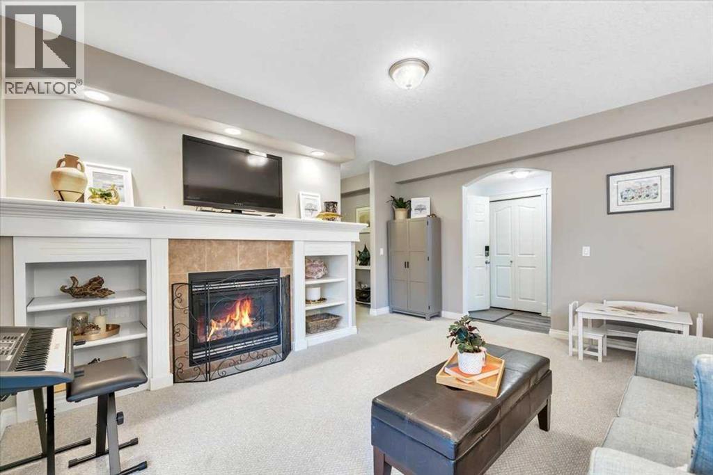 Single Family House Bi-level for Sale in  Discovery Woods Villas SW Discovery Ridge Calgary 