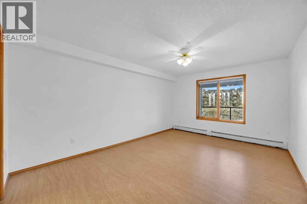 Single Family House for Sale in   Sierra Morena Boulevard SW Signal Hill Calgary 